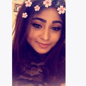 Meet your Posher, Sarah